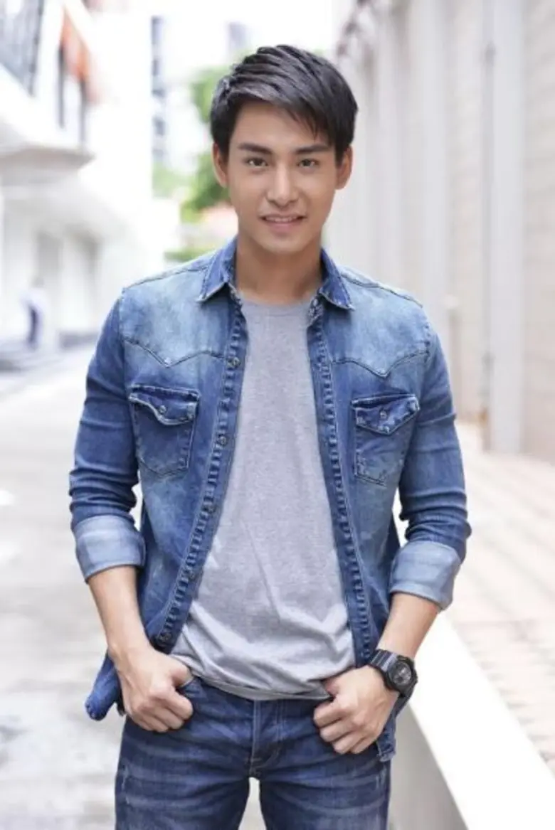 นักแสดงช่อง 7 สี ยกทัพ เดินรณรงค์ เชิญชวนเล่น “สงกรานต์สร้างสรรค์ รักษ์น้ำ รักษ์โลก”