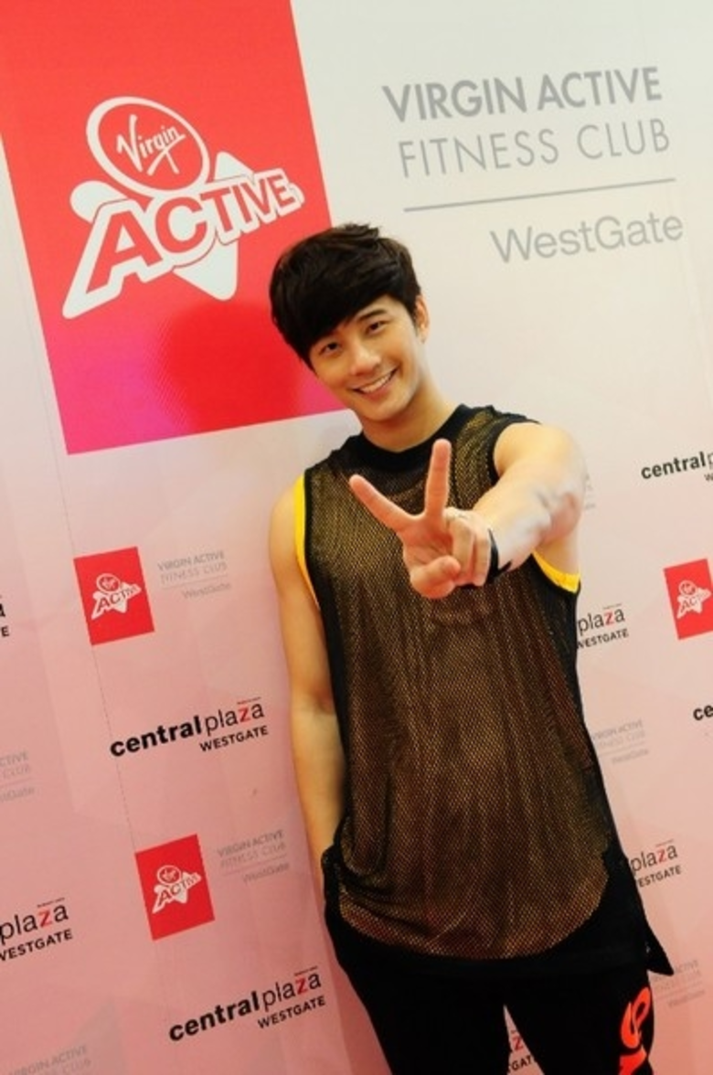 ขนาดมีเวลาซ้อมไม่นาน นักร้องหนุ่มเท้าไฟอย...