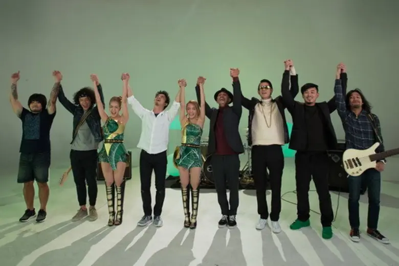 “โปเตโต้” ผสานเสียง “นิว – จิ๋ว” และ “บุดด้า เบลส” ร้องเพลง “ขอบคุณที่รักกัน” ในเวอร์ชั่น “ช้าง มิวสิค คอนเนคชั่น”