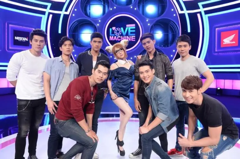 วันจันทร์ที่ 11 เมษายน 2559 รายการ "The L...