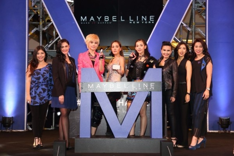 นาตาลี เกอร์ชไตน์ เคอโรวดี้ (ที่ 2 จากซ้า...