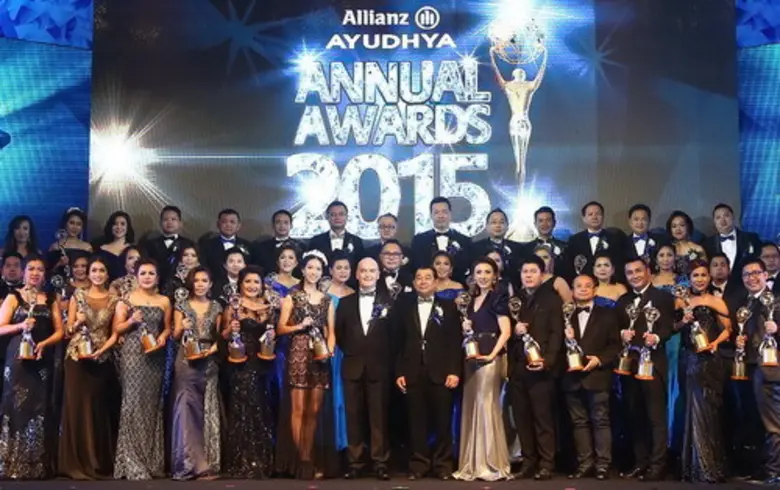 ไบรอัน สมิธ กรรมการผู้จัดการใหญ่และประธาน...