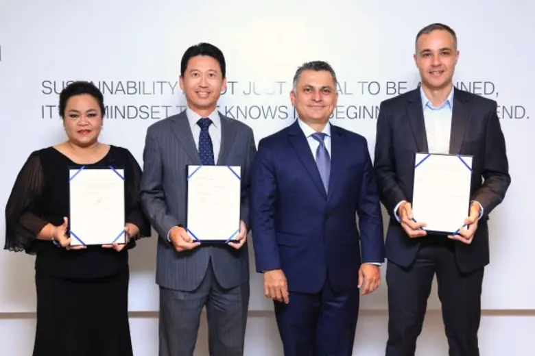 บีเอ็มดับเบิลยู ประเทศไทย นำโดย มร. ซีซาร...