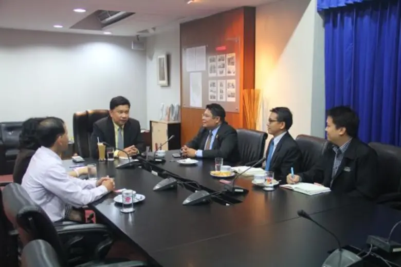 ธีธัช ร่วมพูดคุยแลกเปลี่ยนแนวคิด แนวทางกา...