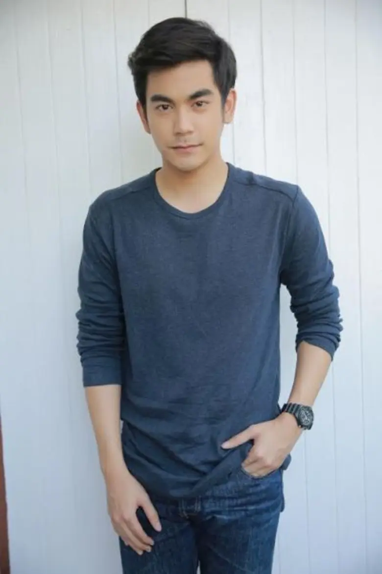 ส่งผลงานเรื่องใหม่มาเรียกคะแนนสงสารจากแฟน...