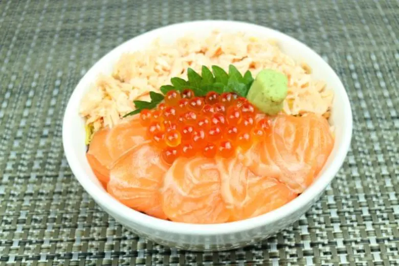 สึโบฮาจิ ร้านอาหารญี่ปุ่นสไตล์อิซากายะจาก...