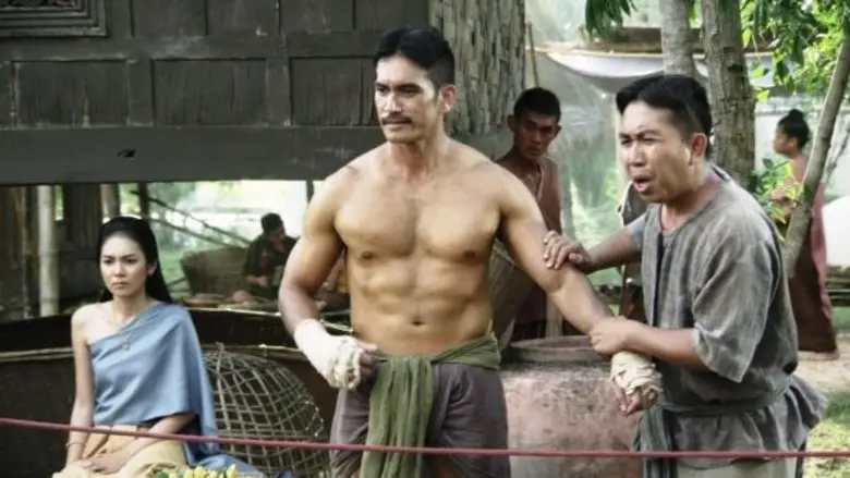 ผู้พันเบิร์ด - เต้ย ปล่อยอาวุธมวยคาดเชือก แลกหมัดเต็มขั้น...เพื่ออรรถรส ความสมจริง