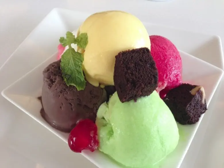 โปรโมชั่นบุฟเฟ่ต์ไอศกรีม และขนมหวาน ที่โรงแรมเมอร์เคียว กรุงเทพฯ สยาม