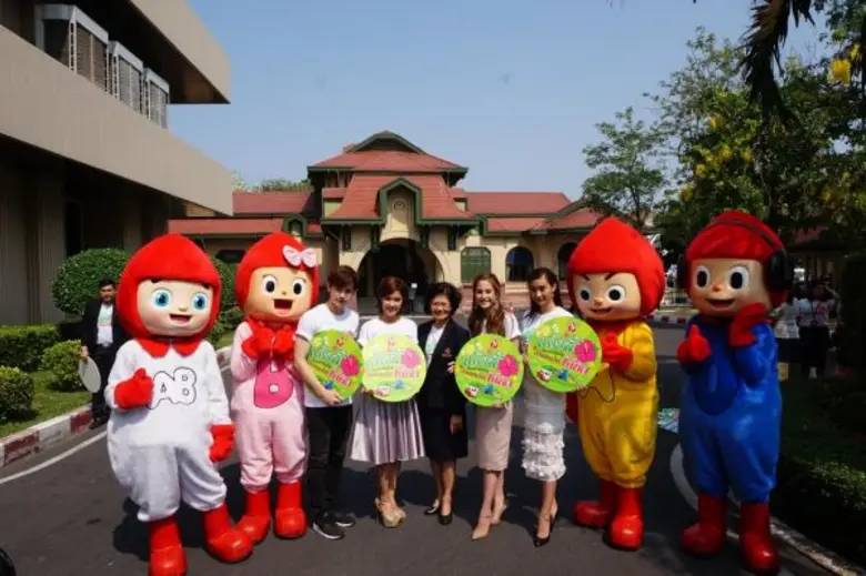 “เต๋า เศรษฐพงศ์” ชวนบริจาคเลือด ...พร้อมย้ำ !!! อยากให้ระวังอุบัติเหตุ