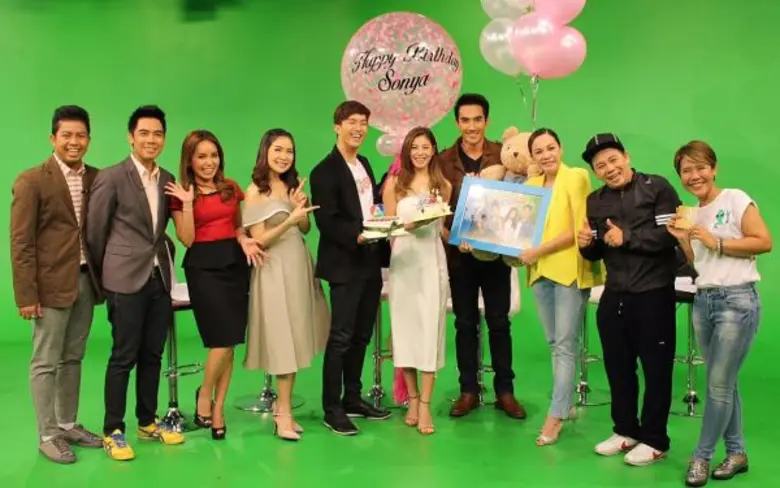 “แคท ซอนญ่า”ปลื้มโดนเซอร์ไพรส์ “วันเกิด” “ไผ่-บิ๊กเอ็ม” อวยพร “น้องกระต่ายน้อย”