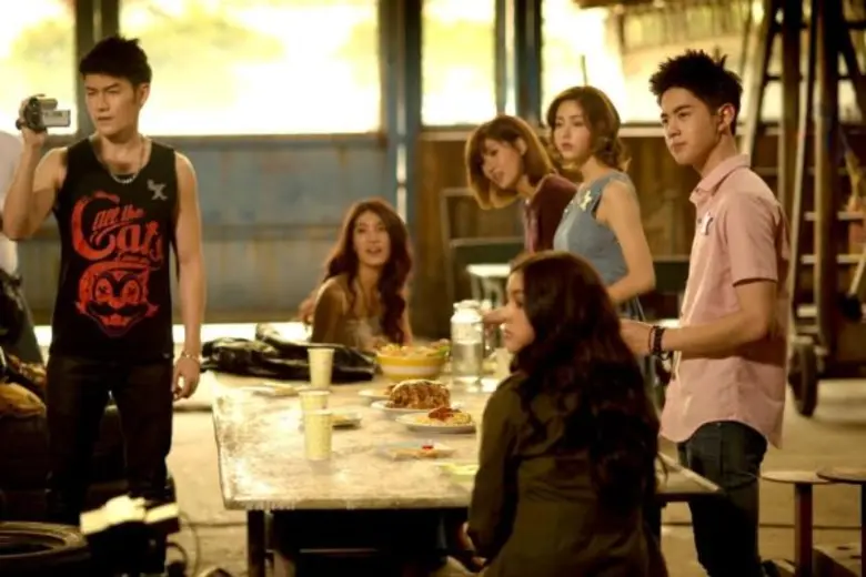 บทประพันธ์ : พีระศักดิ์ ศักดิ์ศิริ ผู้สร้...