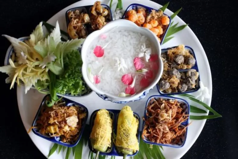 ฉลองเทศกาลสงกรานต์นี้ ด้วยเมนูข้าวแช่สุดพ...