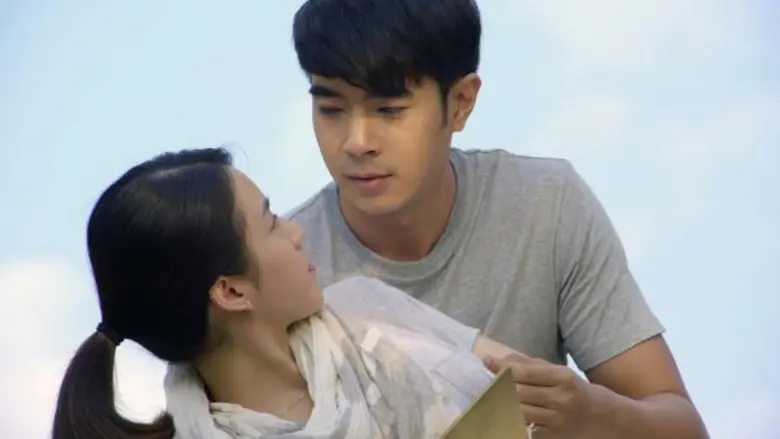 ทำเอาคนดูเขินม้วนกับความหวานละมุน ที่หวนใ...