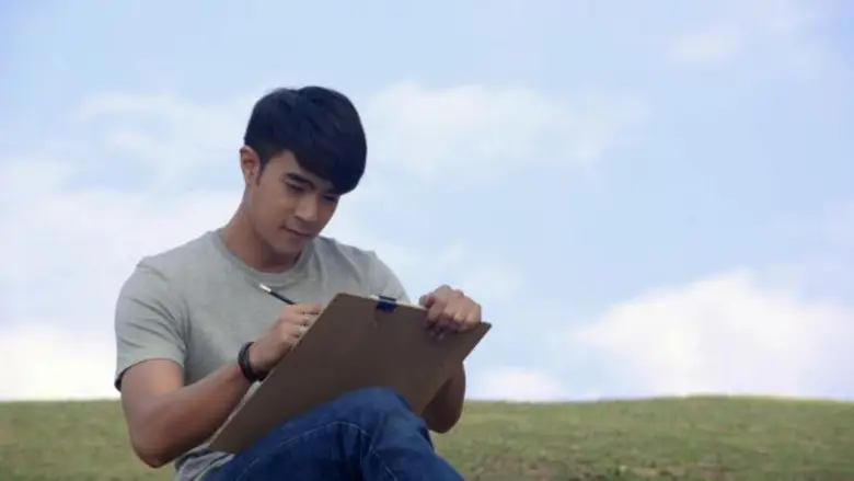 ไต้ฝุ่น-ปอมปอม พาย้อนวัย หวนให้คิดถึง 'รักครั้งแรก’ ท่ามกลางบรรยากาศสุดโรแมนติกบน 'ดอยเสมอดาว’