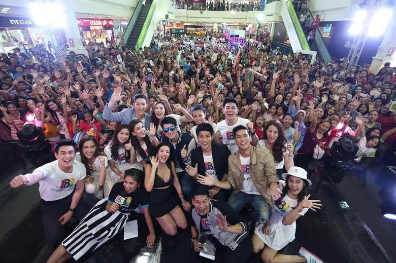 เรียกได้ว่าชาวอยุธยาสนุกสุดฟัน มันส์สุดฟิ...