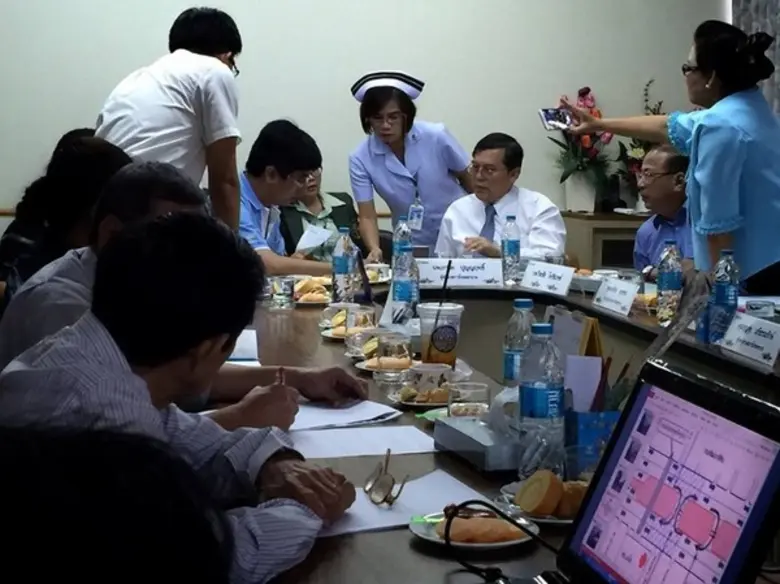 โครงการรถไฟฟ้าสายสีเขียว ช่วงหมอชิต-สะพานใหม่-คูคต เข้าพบผู้อำนวยการโรงพบาบาลเมโย เพื่อเข้าประชาสัมพันธ์ข้อมูลโครงการฯและแผนการจัดการด้านจราจร