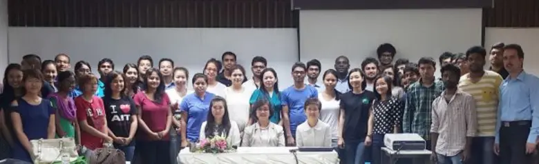 คุณอัจฉรา ตั้งมติธรรม รองประธานกรรมการบริ...