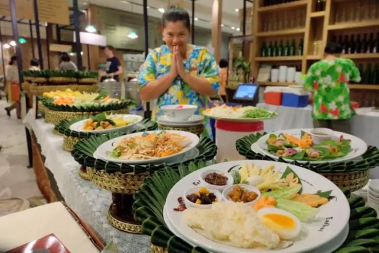 “เซ็นทรัล เอ็มบาสซี” ร่วมสืบสานประเพณีไทย ชวนสัมผัสวิถีงาม ฉลองเทศกาลมหาสงกรานต์ 13 – 24 เม.ย.นี้