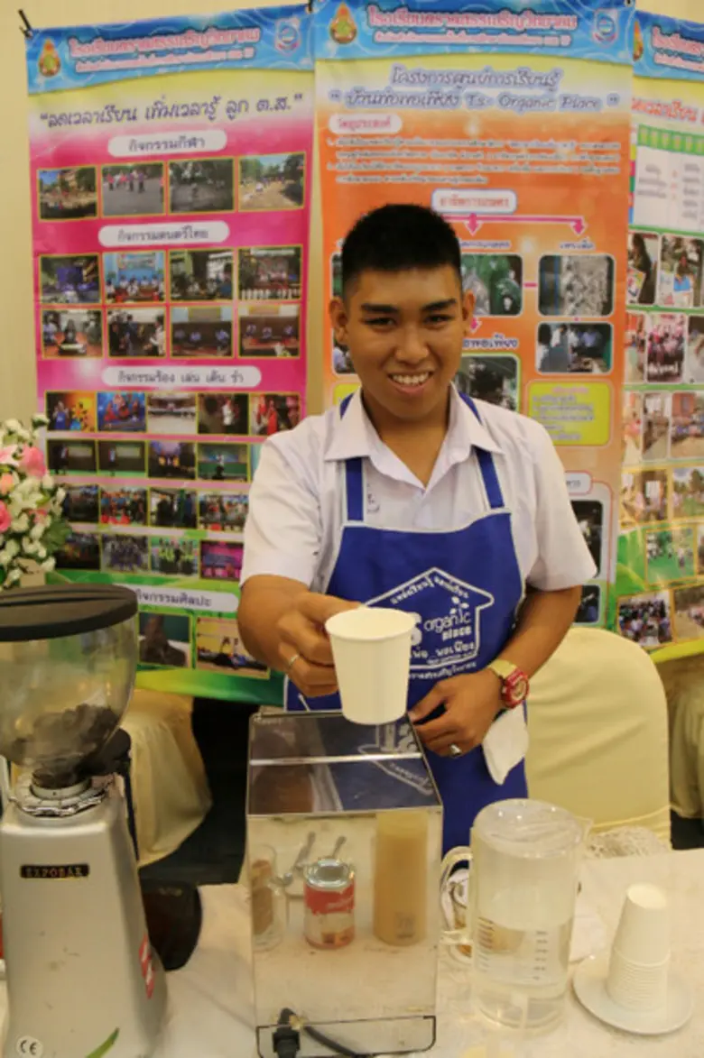 “ตราด” รวมพลังสร้างจุดเปลี่ยนการเรียนรู้เพื่อก้าวสู่ “เขตพัฒนาเศรษฐกิจพิเศษ” หนุนจัดการศึกษาเพื่อการมีงานทำ 3 กลุ่มอาชีพ สอดรับยุทธศาสตร์พัฒนาจังหวัด