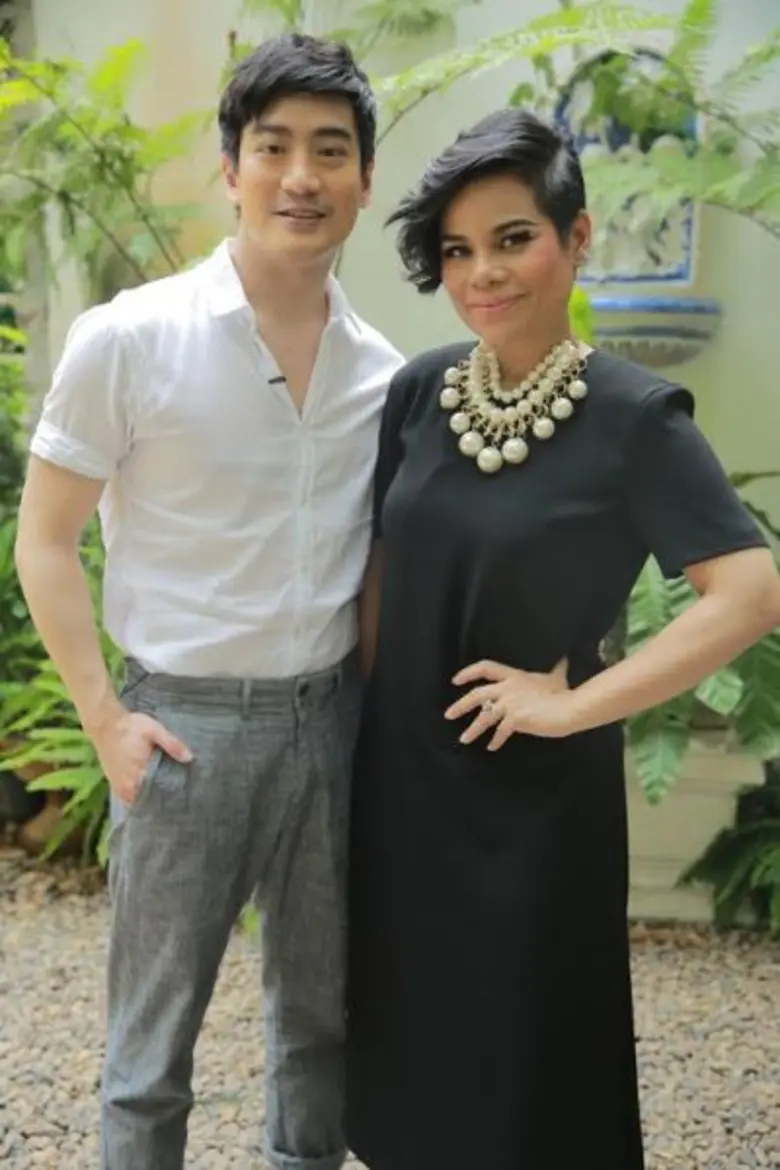 ทีวีไกด์: รายการ “คลับ ฟรายเดย์ โชว์ Base On Celeb Story” ความต่างที่ลงตัว “หมอโอ๊ค & โอปอล์” ใน “คลับ ฟรายเดย์ โชว์” เสาร์นี้