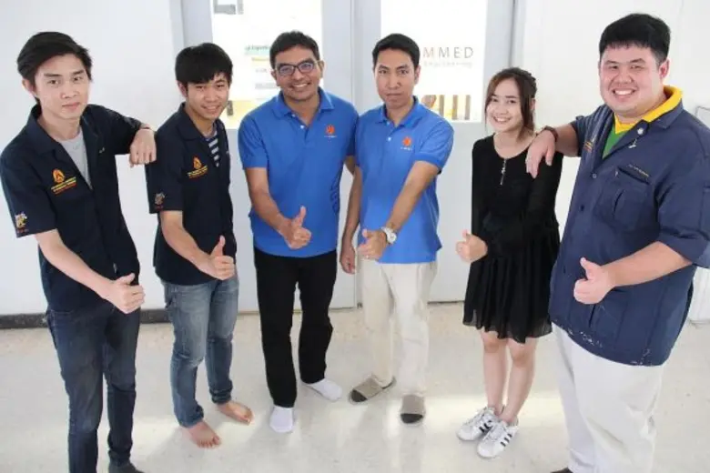 ป.โท วิศวกรรมเครื่องกล มจธ. โชว์ป๋าเปิดบร...