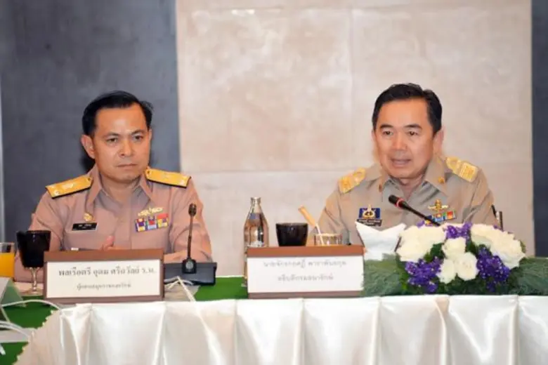 นายจักรกฤศฏิ์ พาราพันธกุล อธิบดีกรมธนารัก...