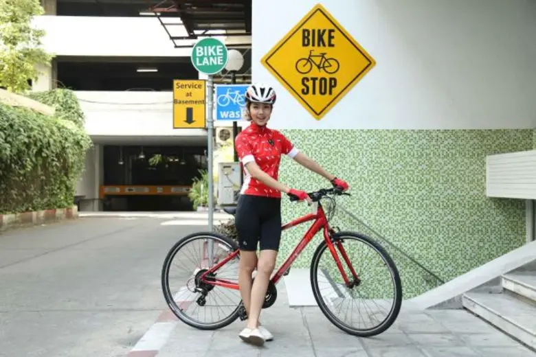 วันอาทิตย์ที่ 24 เมษายน 2559 : เวลา 10.30...