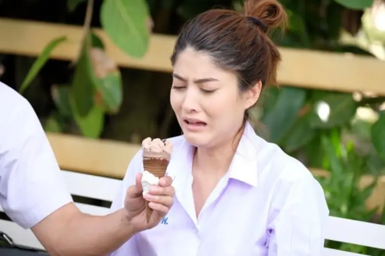 ผลสอบยอดแย่ “มาร์กี้” รับไม่ได้ฝังกลบดิน “ไม้” ส่งไอติมปลอบใจ