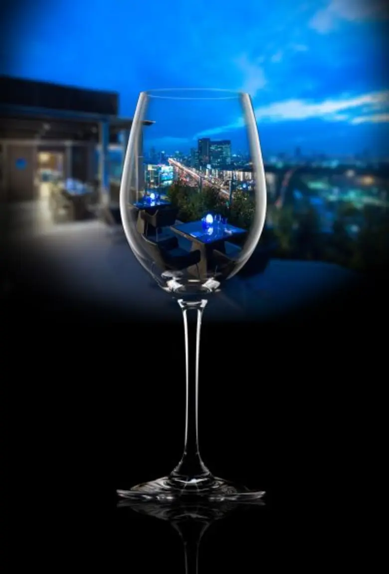 ห้องอาหารบลูสกาย บาร์แอนด์ไดนิ่ง ชั้น 24 ...