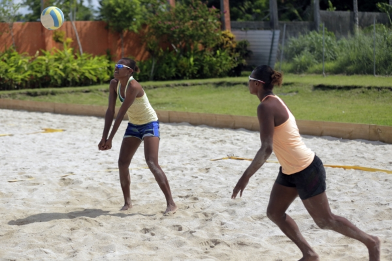 ซัมซุงและมอร์แกน เนวิลล์ ผู้กำกับรางวัลอะคาเดมี่ อวอร์ด ฉายสารคดีสั้น“A Fighting Chance” ต้อนรับมหกรรมกีฬาโอลิมปิก รอบปฐมทัศน์ ณ เทศกาลภาพยนตร์ไทรเบก้าประจำปี 2016 รับชมได้แล้วทั่วโลกที่ Vimeo.com