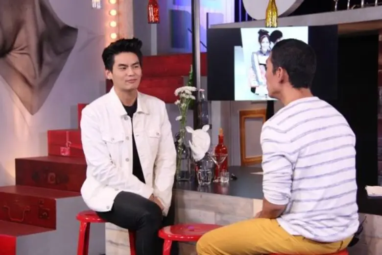 ทีวีไกด์: รายการ "ทอล์ก-กะ-เทย Tonignt" “ป๋อมแป๋ม” เปิดใจ “ฮั่น” เครียด ฉากเลิฟซีนร้อนฉ่า!!!