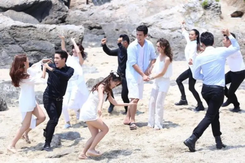 “แจ็คกี้-แคท-โบว์-พราวฟ้า” แปลงโฉมมือปราบสาวสุดแซ่บ ร่วมภารกิจพิเศษใน “มือปราบสายเดี่ยว”