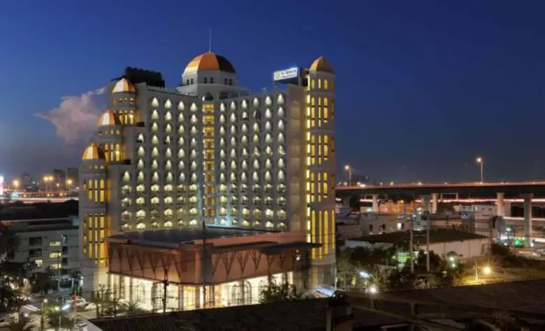 โรงแรมอัล มีรอซ (Al Meroz) มิติใหม่แห่งกา...