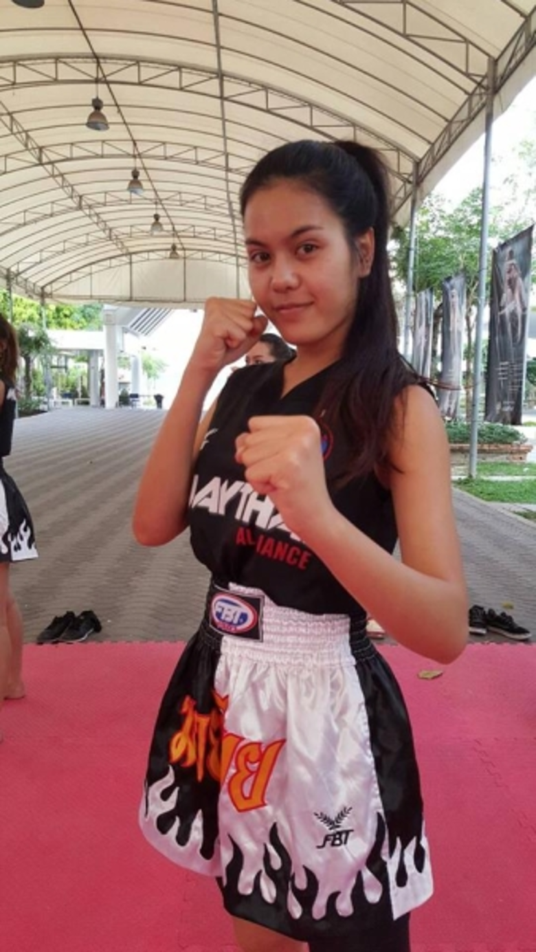 ถือเป้นนางเอกน้องใหม่ที่กำลังเตรียมแจ้งเก...