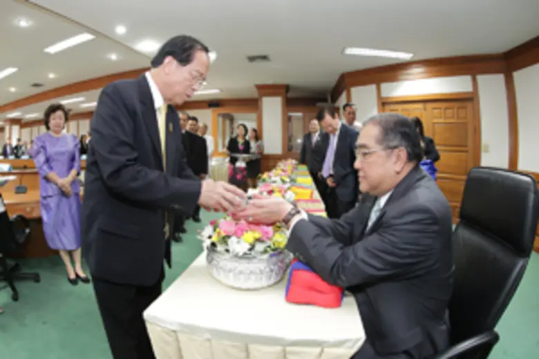 ผู้ช่วยศาสตราจารย์วุฒิศักดิ์ ลาภเจริญทรัพ...