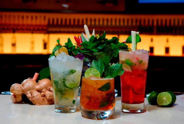 "สตูดิโอ บาร์" ชั้น 1 โรงแรมปทุมวัน ปริ๊น...