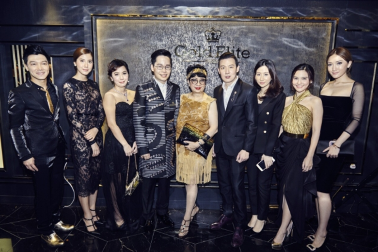 เวอร์วังอลังการเลยทีเดียวสำหรับ Gold Elit...