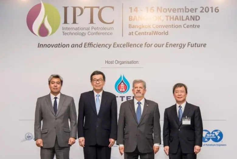 นายสมพร ว่องวุฒิพรชัย (ที่ 2 จากซ้าย) ประ...