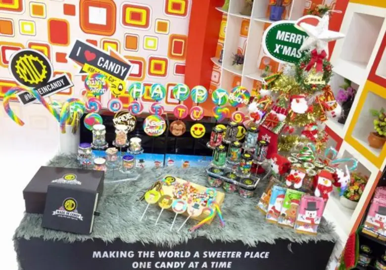 นับถอยหลังสู่งาน CHOCOHOLIC’s PARTY 2016ครั้งแรกที่เมืองไทยจะกลายเป็นเมืองแห่งช็อกโกแลต ขอชวนสาวกชาวช๊อคโกแลตเลิฟเวอร์มาร่วมปาร์ตี้สุดฟินส์ CHOCOHOLIC’s PARTY 2016 งานนี้เข้าฟรี ชมฟรี ชิมฟรีกำแพงช็อกโกแลต 1000 ชิ้น ตั้งแต่วันที่ 27 เมษายน – 1 พฤษภาคมนี้