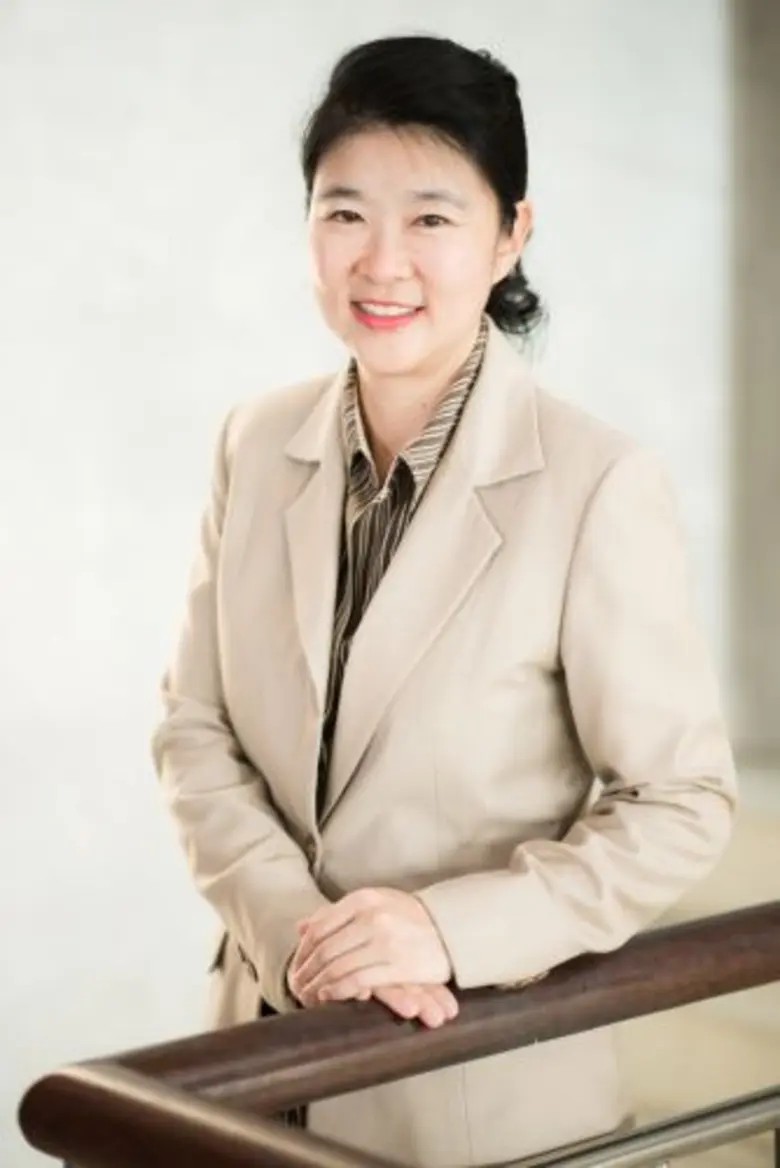 บมจ.เอแอลที เทเลคอม ผู้ประกอบธุรกิจโทรคมน...