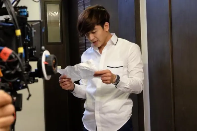 ทีวีไกด์: ซีรี่ส์ “รุ่นพี่ Secret Love” ตอน “Bake Me Love” “โฟร์” เขิน!!! จูบปาก “โทนี่” เปิดฉาก “รุ่นพี่ Secret Love” ตอน “Bake Me Love”