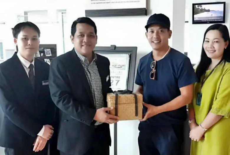 นายชัยยุทธ อุตรคำ ผู้จัดการทั่วไป โรงแรมแ...