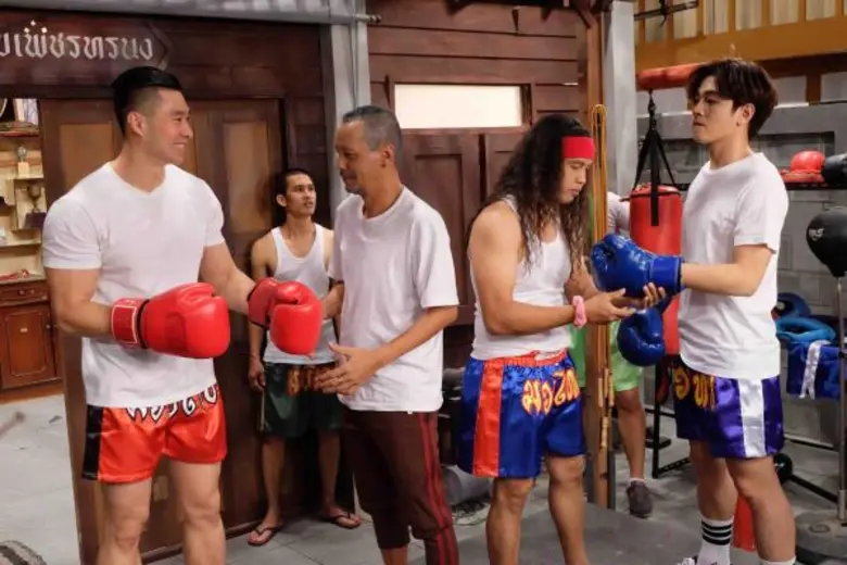 ทีวีไกด์: ซิทคอม "ระเบิดเถิดเทิงแดนเซอร์ทะลวงไส้" “โทนี่” หึงแรง!! “เก้า” ผิดคาดกลับโดน “หยวน” ลวนลามกลับ