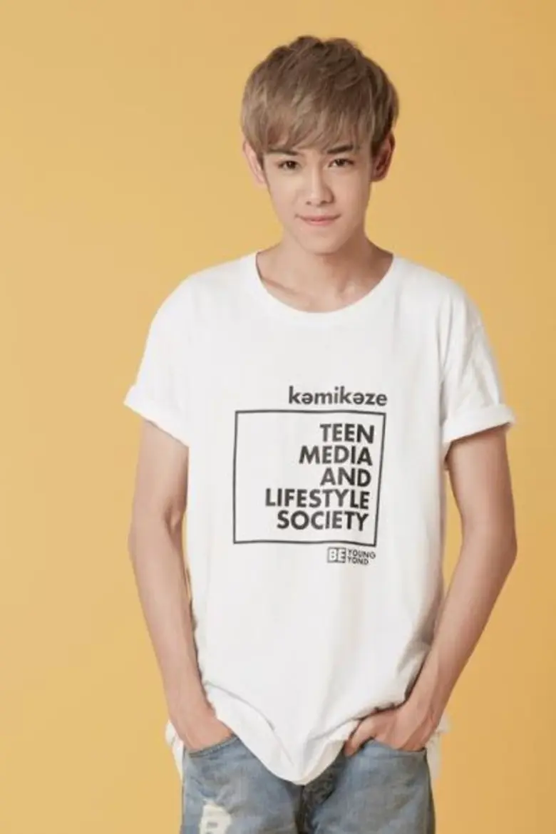 นาทีนี้หนุ่มฮอตร้อนแรงแข่งกับอุณหภูมิ ต้อ...