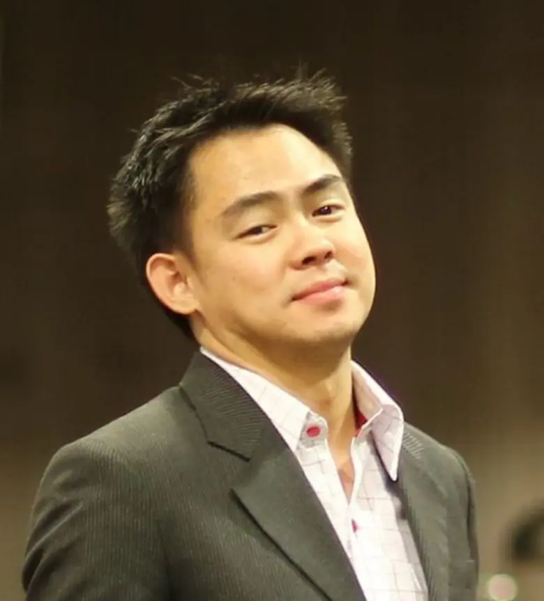 หายหน้าหายตาจากวงสังคมไปนาน ได้ข่าวแว่วมา...