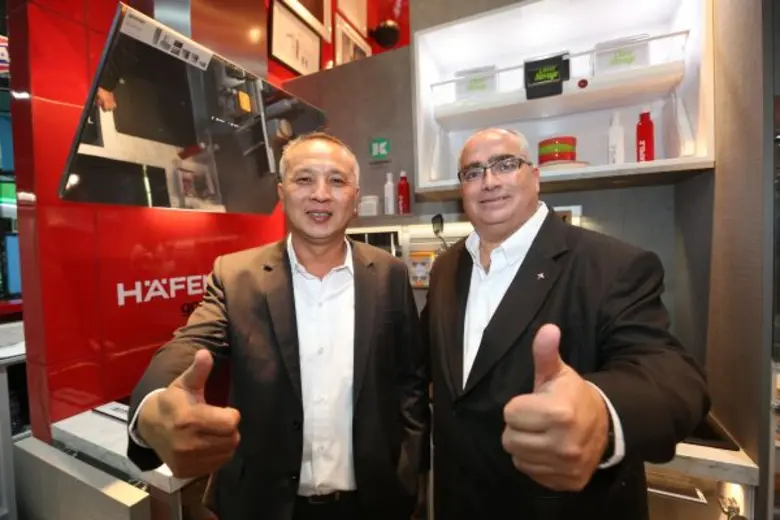 บริษัท เฮเฟเล่ (ประเทศไทย) จำกัด นำโดยมร....