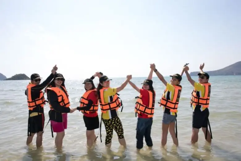 Western Union joined by its Thai Agents to help restore the natural beauty and ecosystems in the Gulf of Thailand