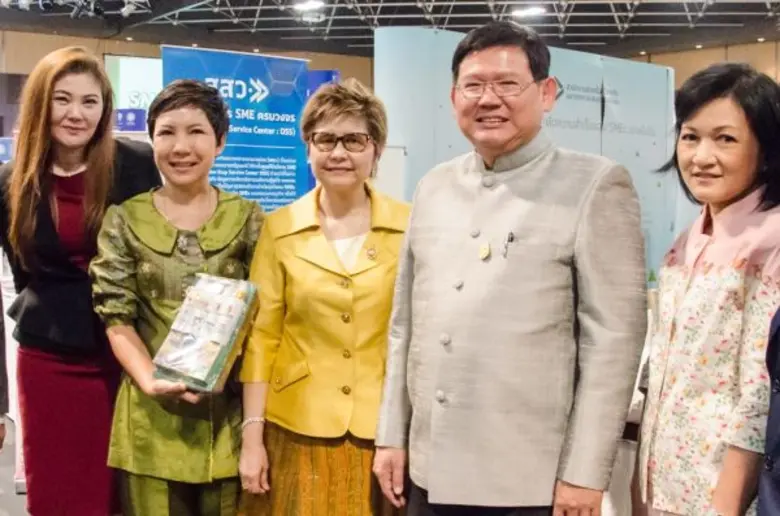 ดร.สุวิทย์ เมษินทรีย์ รัฐมนตรีช่วยว่าการก...