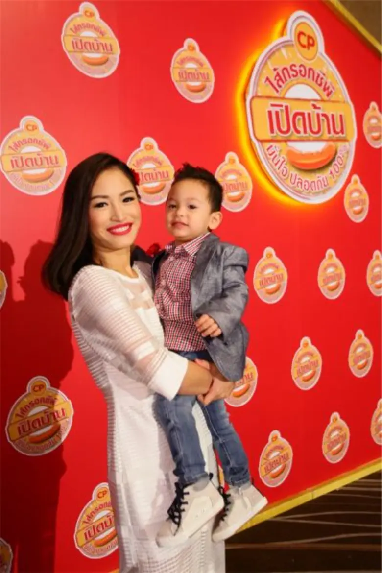 “ไส้กรอกซีพี เปิดบ้าน ปลอดภัย มั่นใจ 100%” การันตีมาตรฐานการผลิตระดับสากล