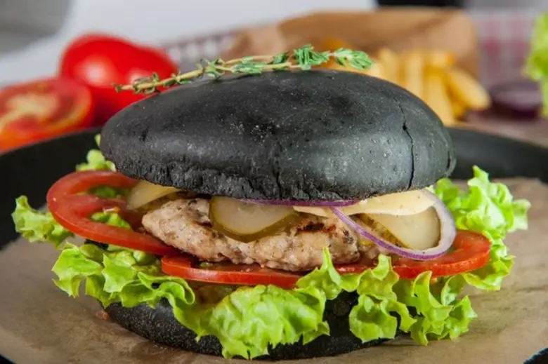  ใหม่! ศึกระหว่างหมูคุโรบุตะและซีฟู้ดดินเนอร์บุฟเฟ่ต์ที่โนโวเทล กรุงเทพ แพลทินัม ประตูน้ำ